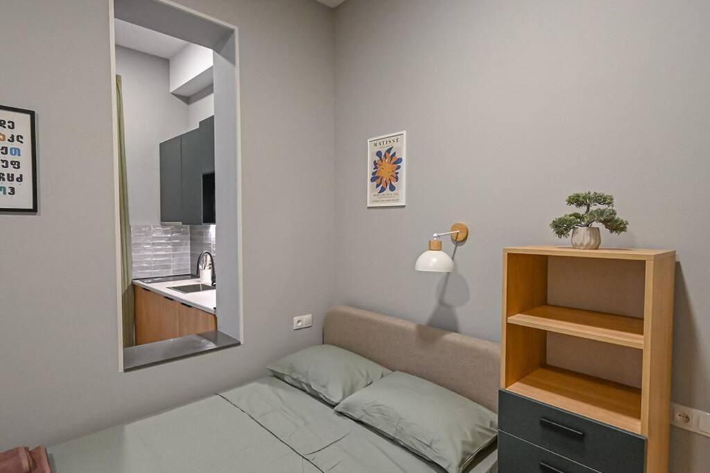 Studio With Balcony In Old City Tbilisi Zewnętrze zdjęcie